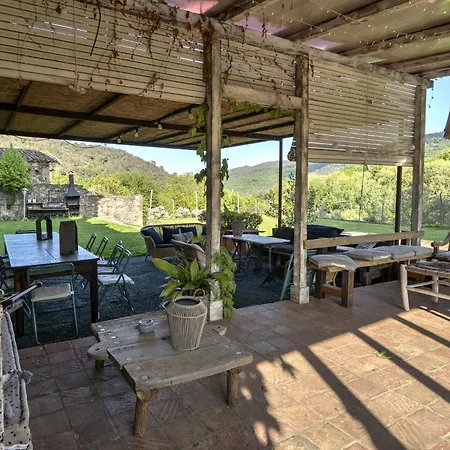 Huge Charming Manor House. Waterfall & Volcanoes Dom wakacyjny Santa Pau