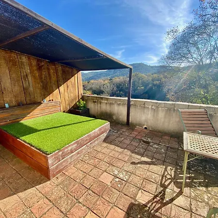 Huge Charming Manor House. Waterfall & Volcanoes Dom wakacyjny Santa Pau